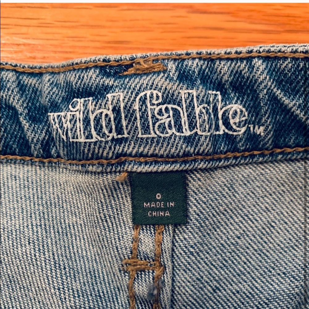 Distressed Jeans - Picture 2 of 2